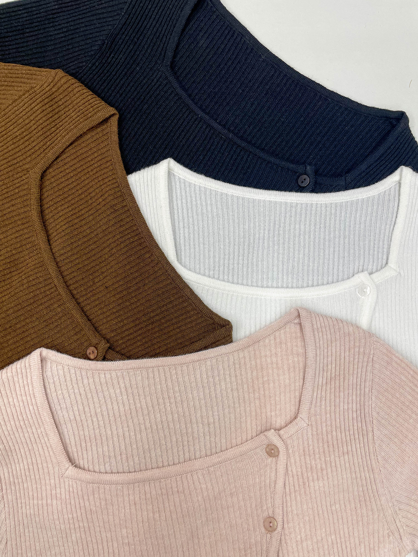 ボタンスリムアンバランス長袖ニット | 詳細画像4