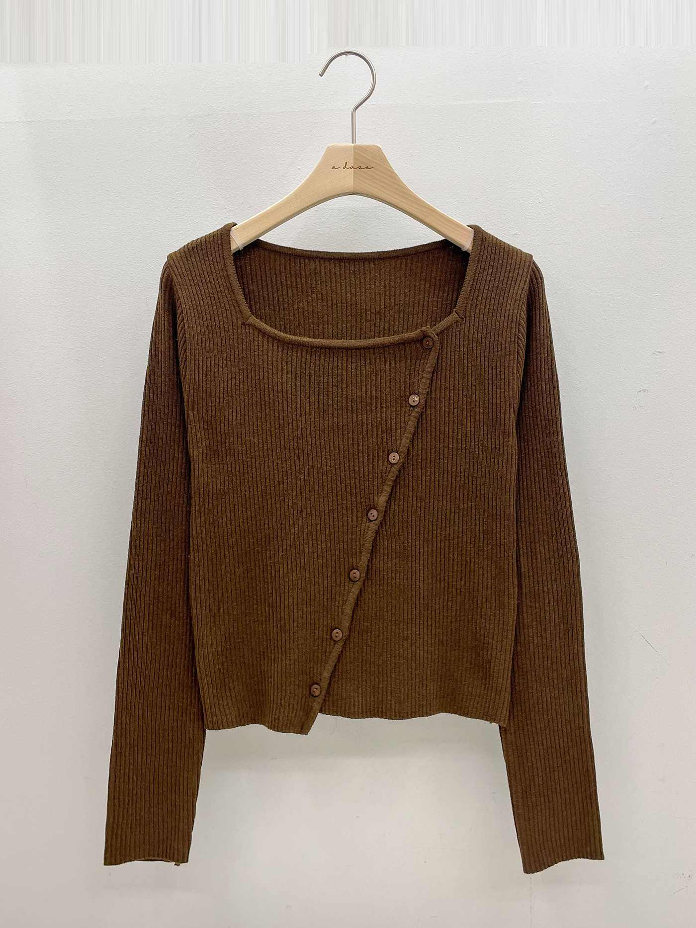 ボタンスリムアンバランス長袖ニット | 詳細画像18