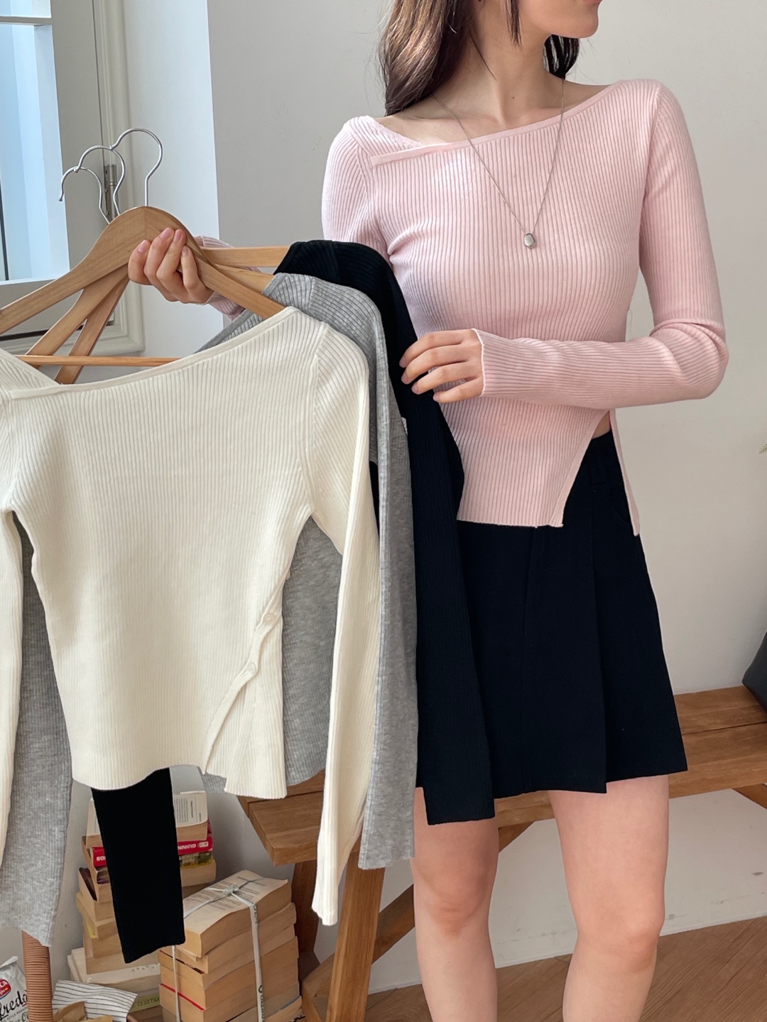 スリムアンバランス長袖フェイクボタンクロスニット | 詳細画像3