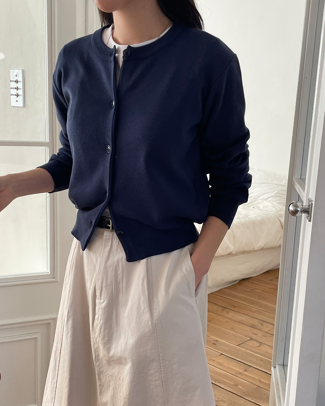 ニットボタンラウンドネックベーシック長袖カーディガン | 詳細画像2