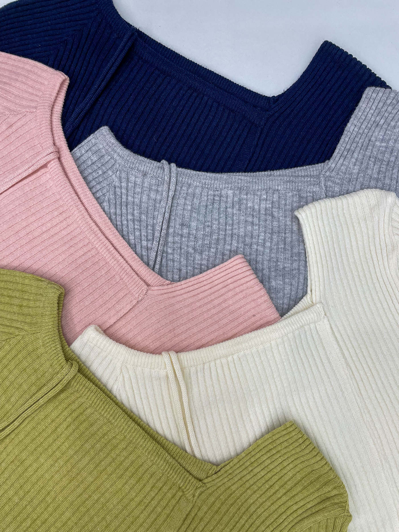 ドローストリングスリットベーシック長袖ニット | 詳細画像4