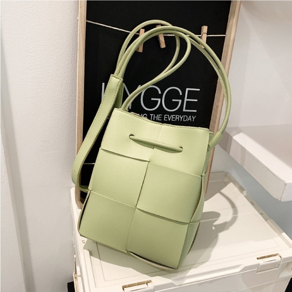 レザー調カラーショルダーバッグ | 詳細画像6