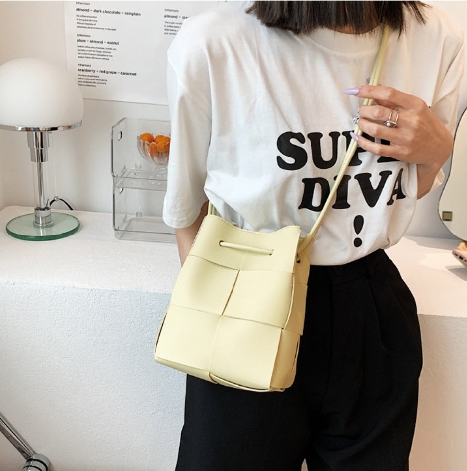 レザー調カラーショルダーバッグ | 詳細画像13