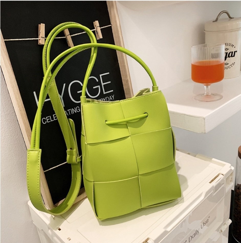 レザー調カラーショルダーバッグ | 詳細画像15