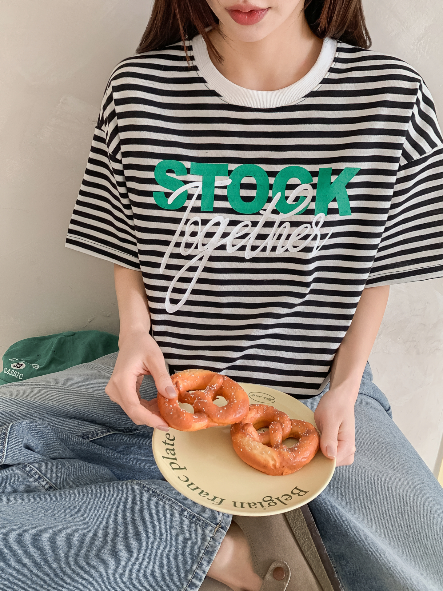 ラウンドネックルーズ半袖レタリングボーダー配色スウェット | 詳細画像30