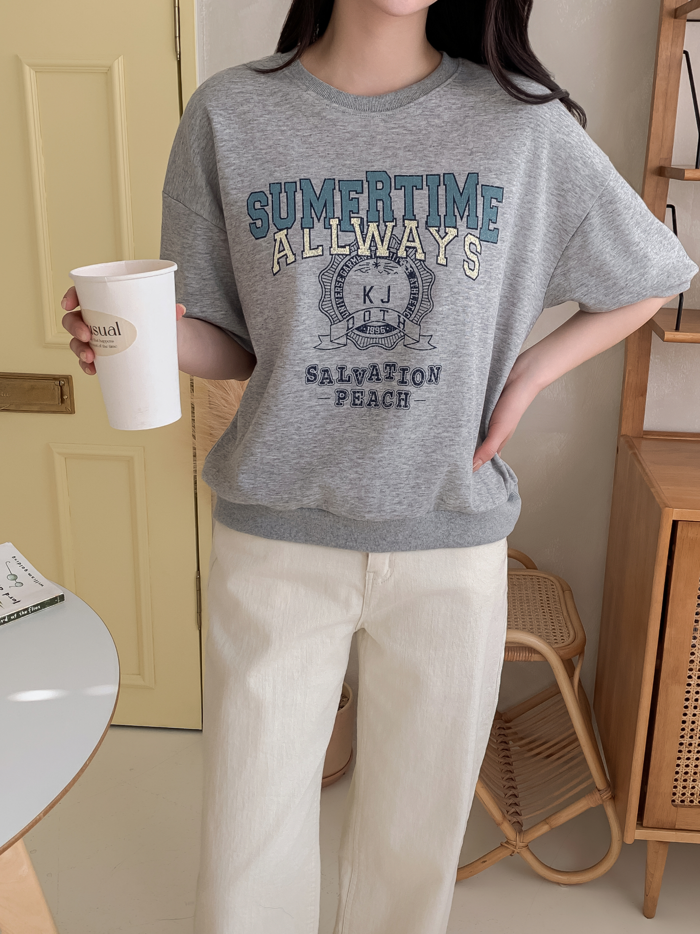 ラウンドネックルーズ半袖ドロップショルダーレタリングスウェット | 詳細画像4