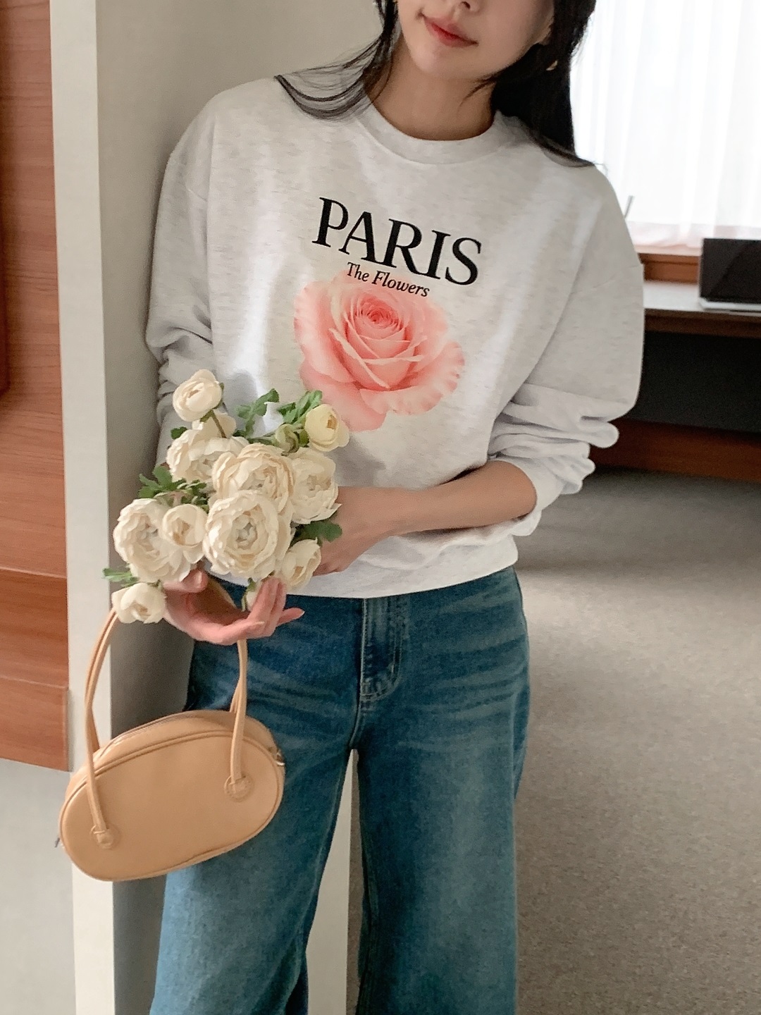 ラウンドネックルーズ長袖セミクロップドプリントスウェット | 詳細画像5