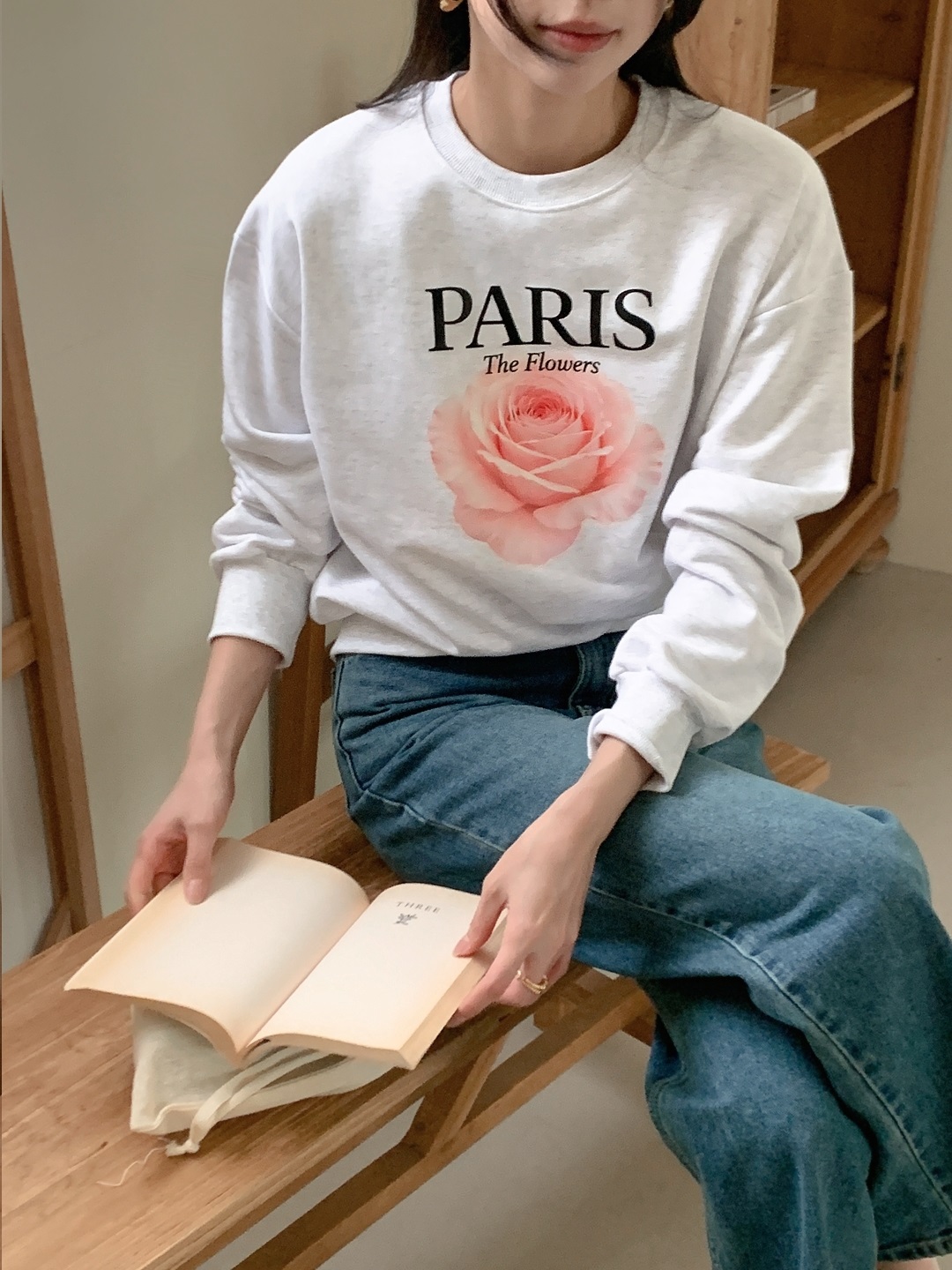 ラウンドネックルーズ長袖セミクロップドプリントスウェット | 詳細画像7