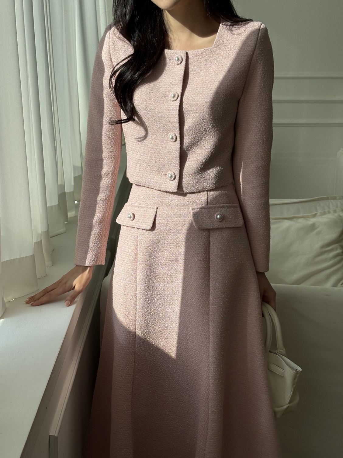 スクエアネック肩パッドラインクロップドロング長袖ビジューボタンフレアAライン無地ツーピース(トップス、ボトムス)スカートジャケット | 詳細画像4