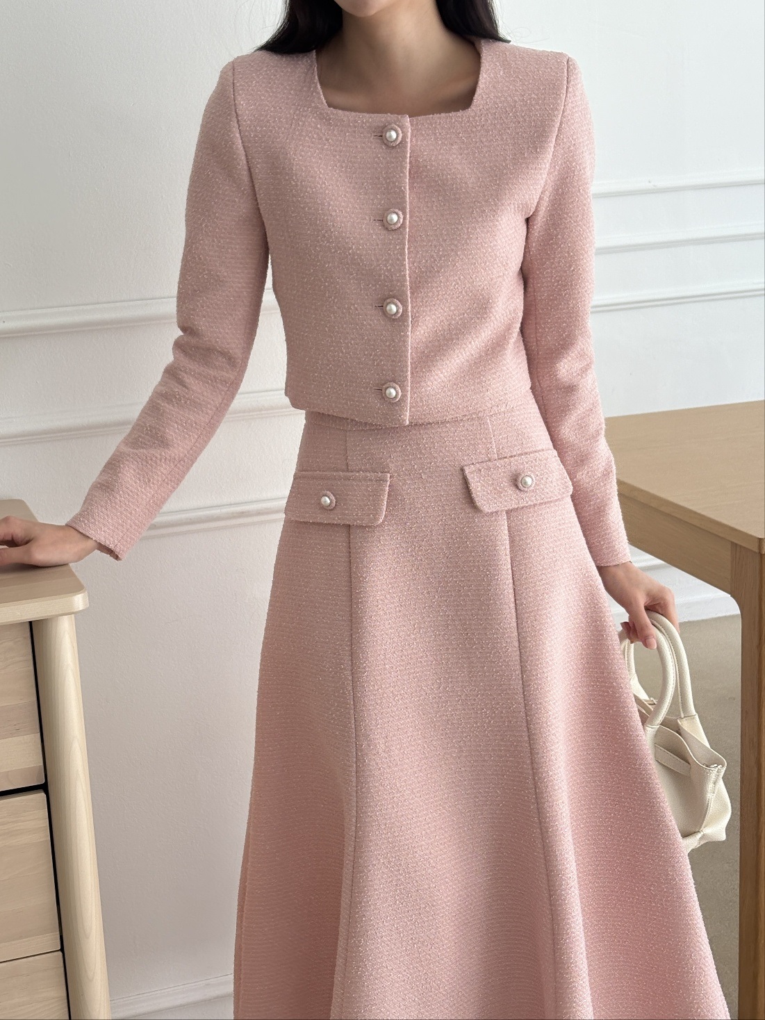 スクエアネック肩パッドラインクロップドロング長袖ビジューボタンフレアAライン無地ツーピース(トップス、ボトムス)スカートジャケット | 詳細画像10