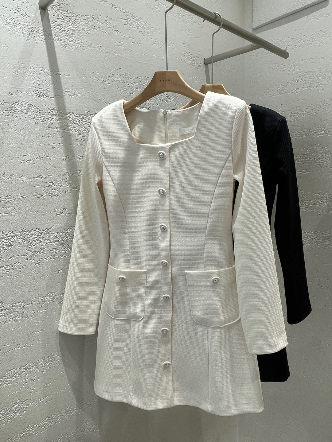 スクエアネック肩パッドライン長袖アウトポケットフェイクボタンミニワンピース | 詳細画像21