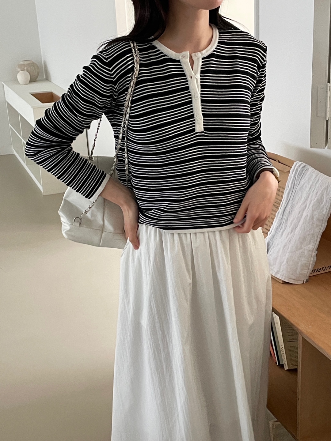 裏起毛ボタンラウンドネックベーシック長袖ボーダー配色ニット | 詳細画像12