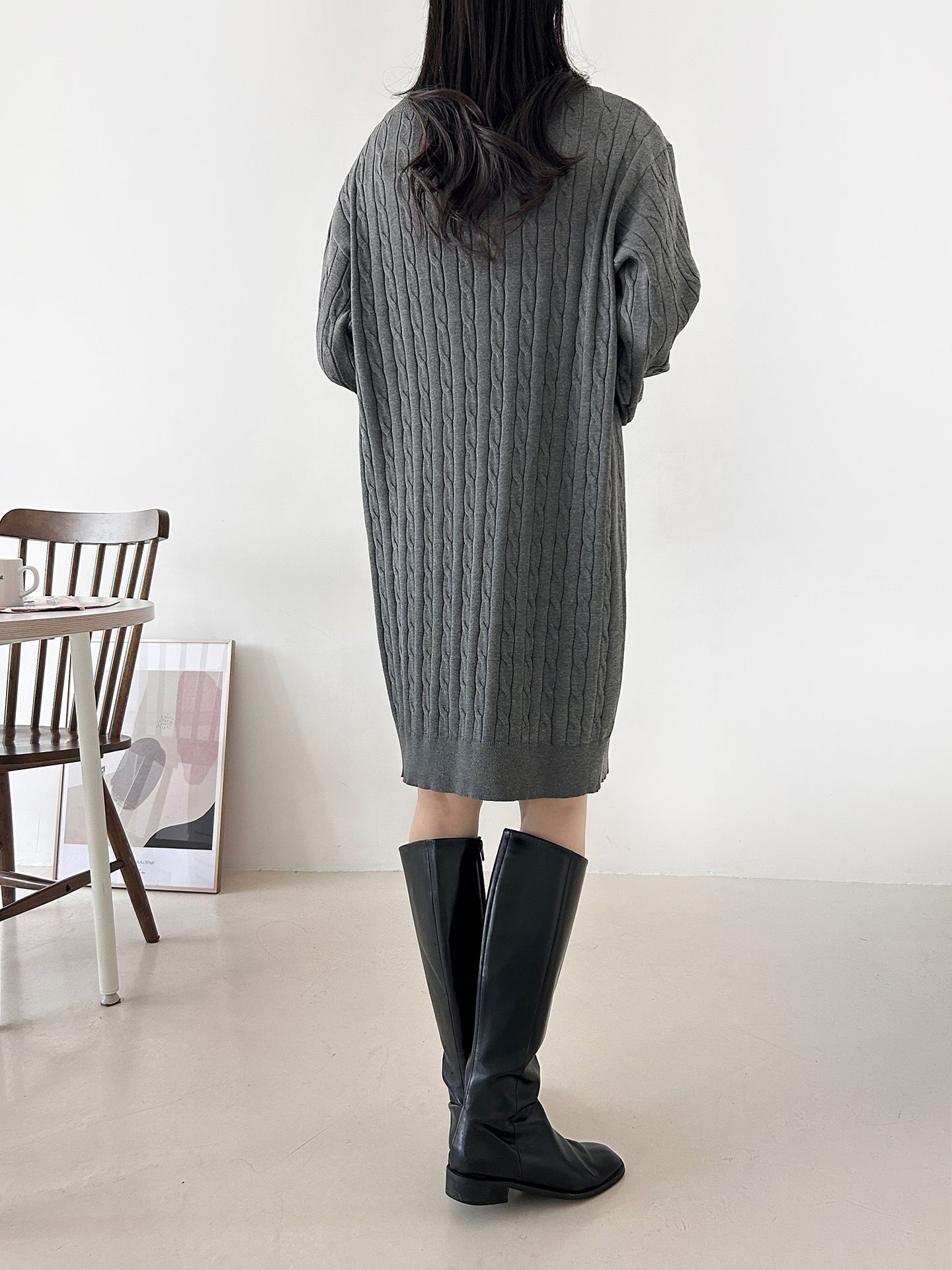 ニットVネックロング長袖ケーブルワンピース | 詳細画像6