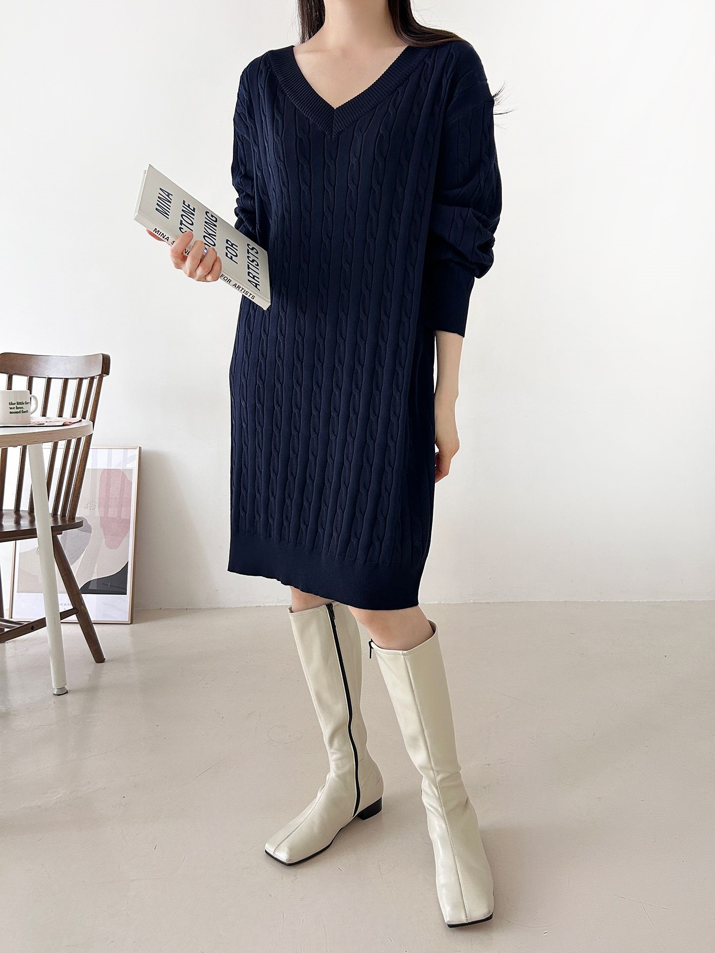 ニットVネックロング長袖ケーブルワンピース | 詳細画像19