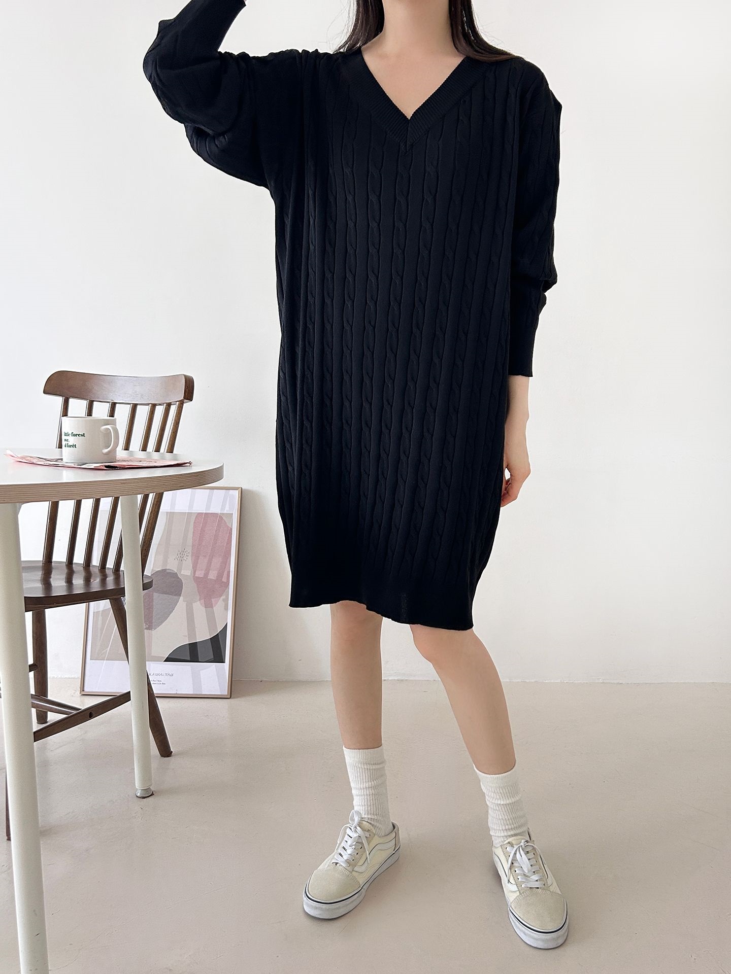 ニットVネックロング長袖ケーブルワンピース | 詳細画像20