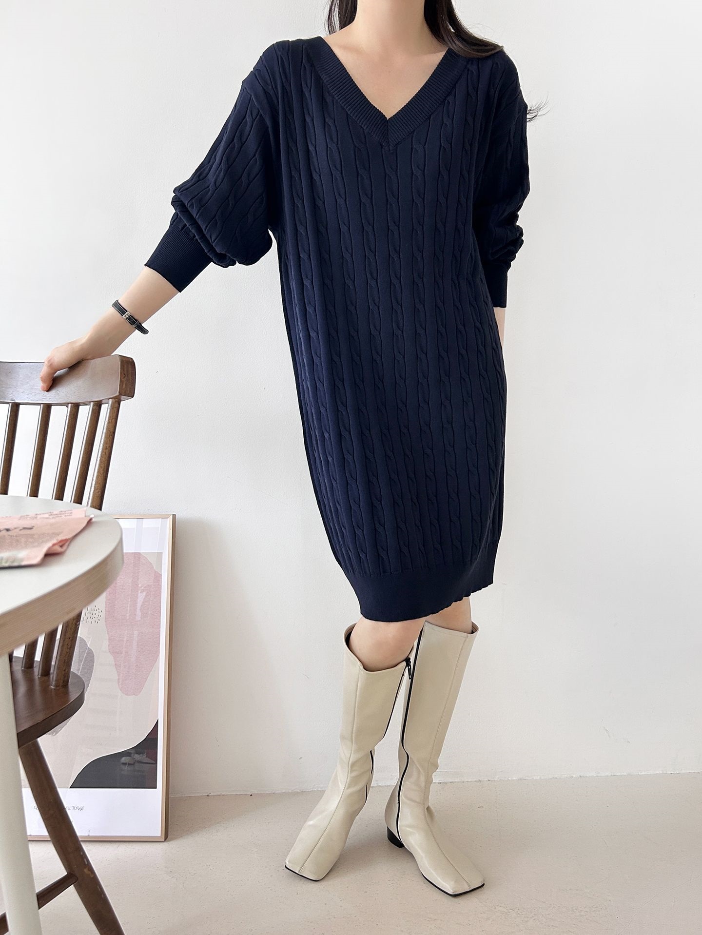 ニットVネックロング長袖ケーブルワンピース | 詳細画像23