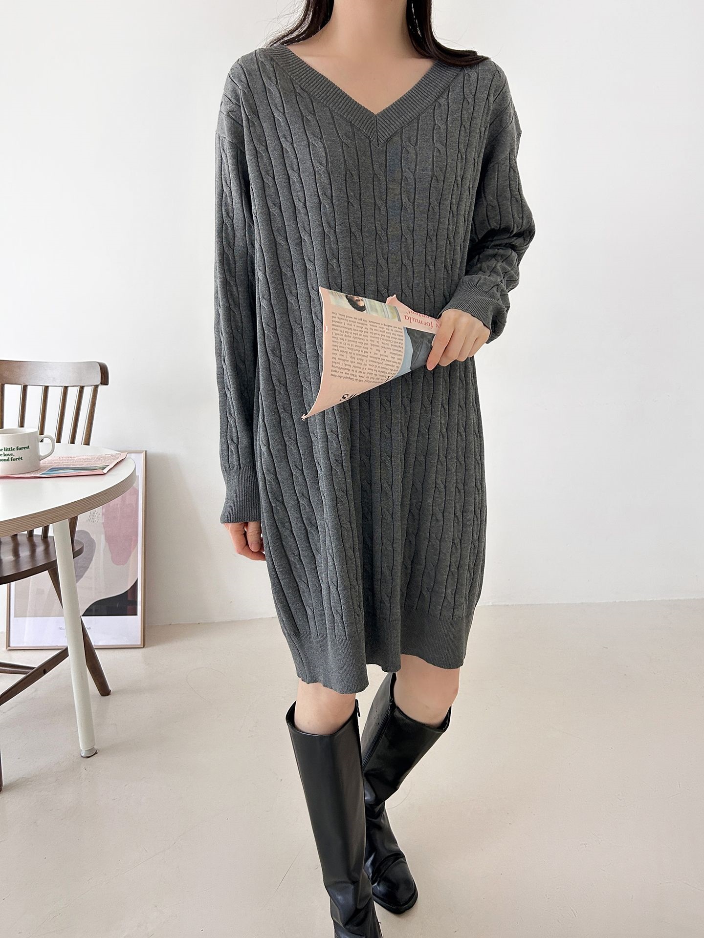 ニットVネックロング長袖ケーブルワンピース | 詳細画像34