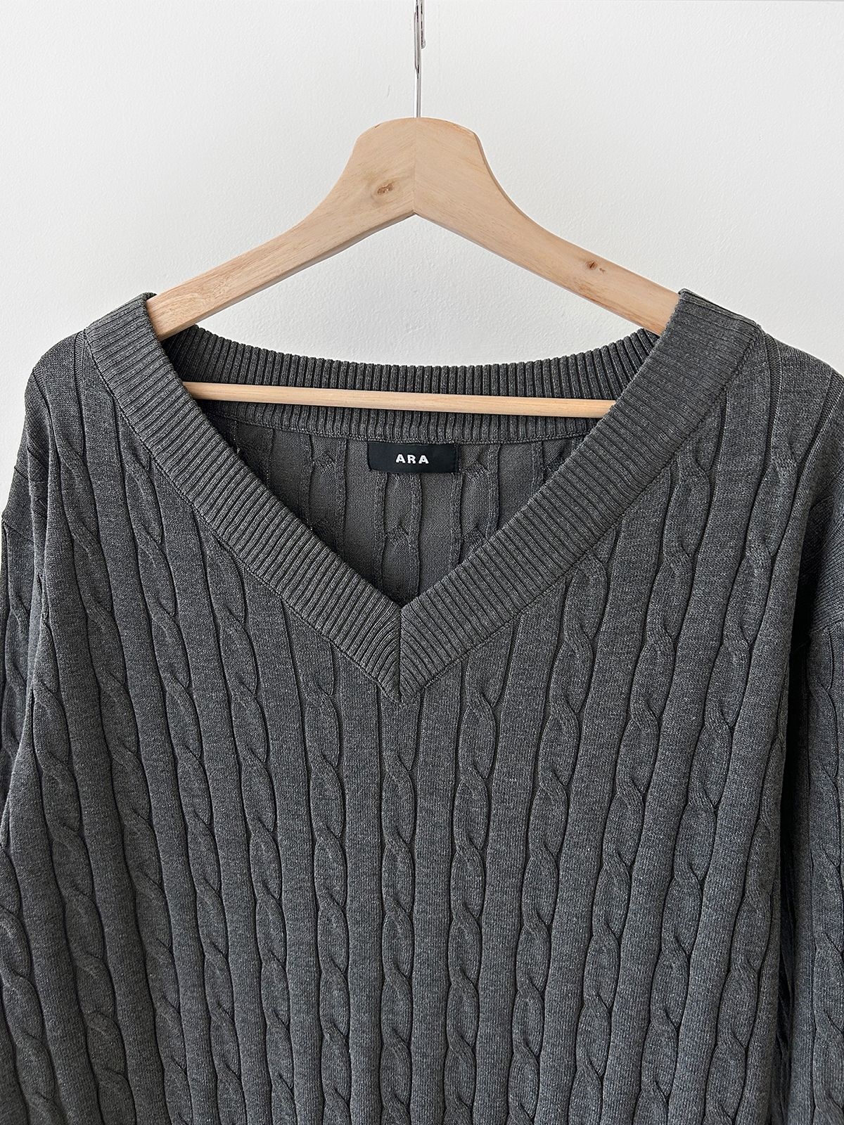 ニットVネックロング長袖ケーブルワンピース | 詳細画像40