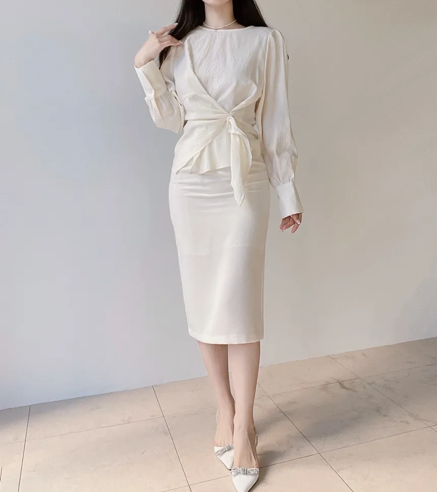 オーガンジー長袖ストラップジップアップベーシックアンバランスギャザーブラウス | mirangmirang | 詳細画像3