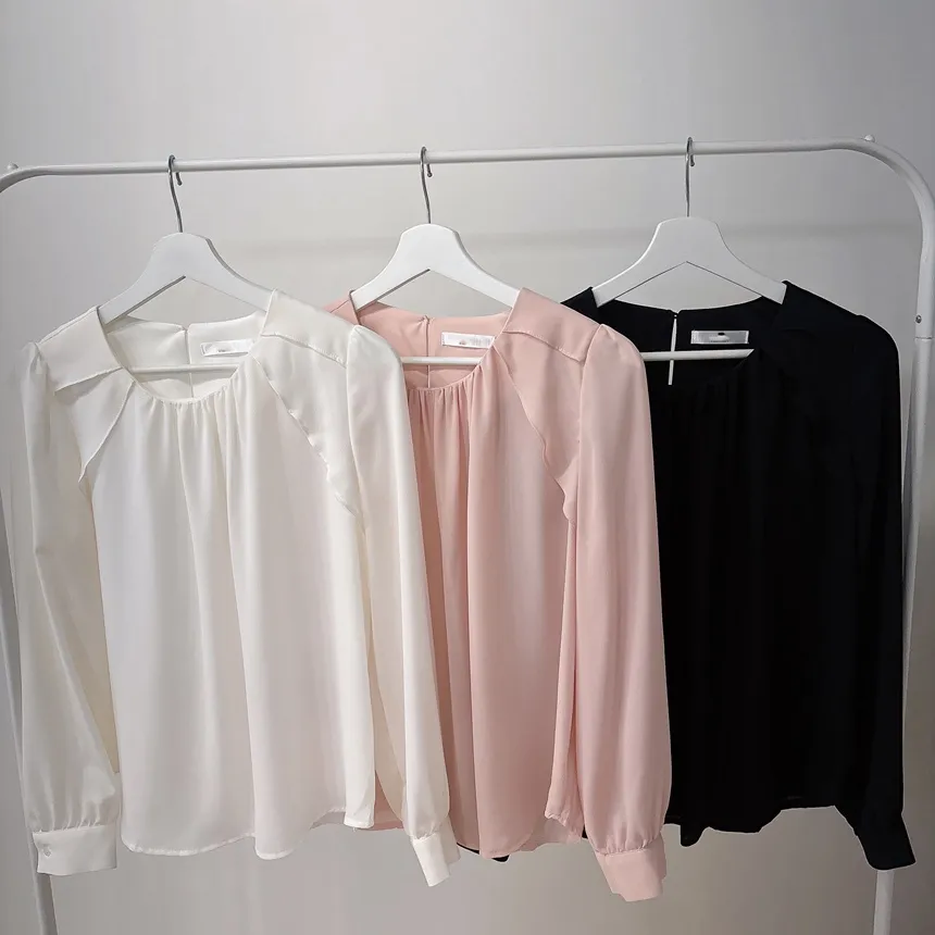 シャーリングラッフルブラウス | mirangmirang | 詳細画像24