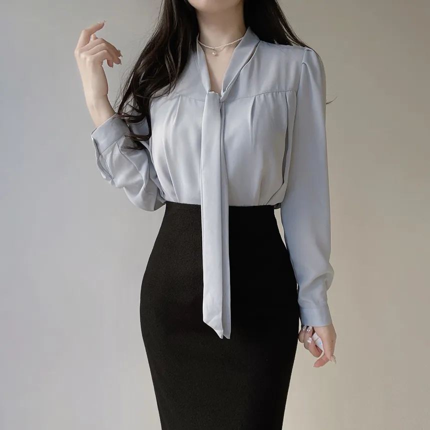 ボウタイVネック長袖ブラウス | mirangmirang | 詳細画像26