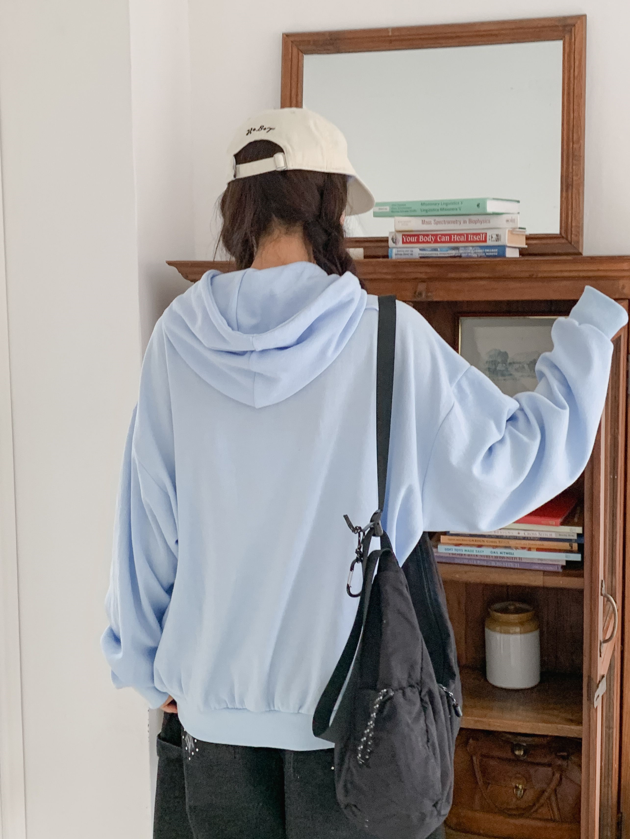 フードドローストリングオーバーサイズ長袖カンガルーポケットプリントパーカー | 詳細画像8