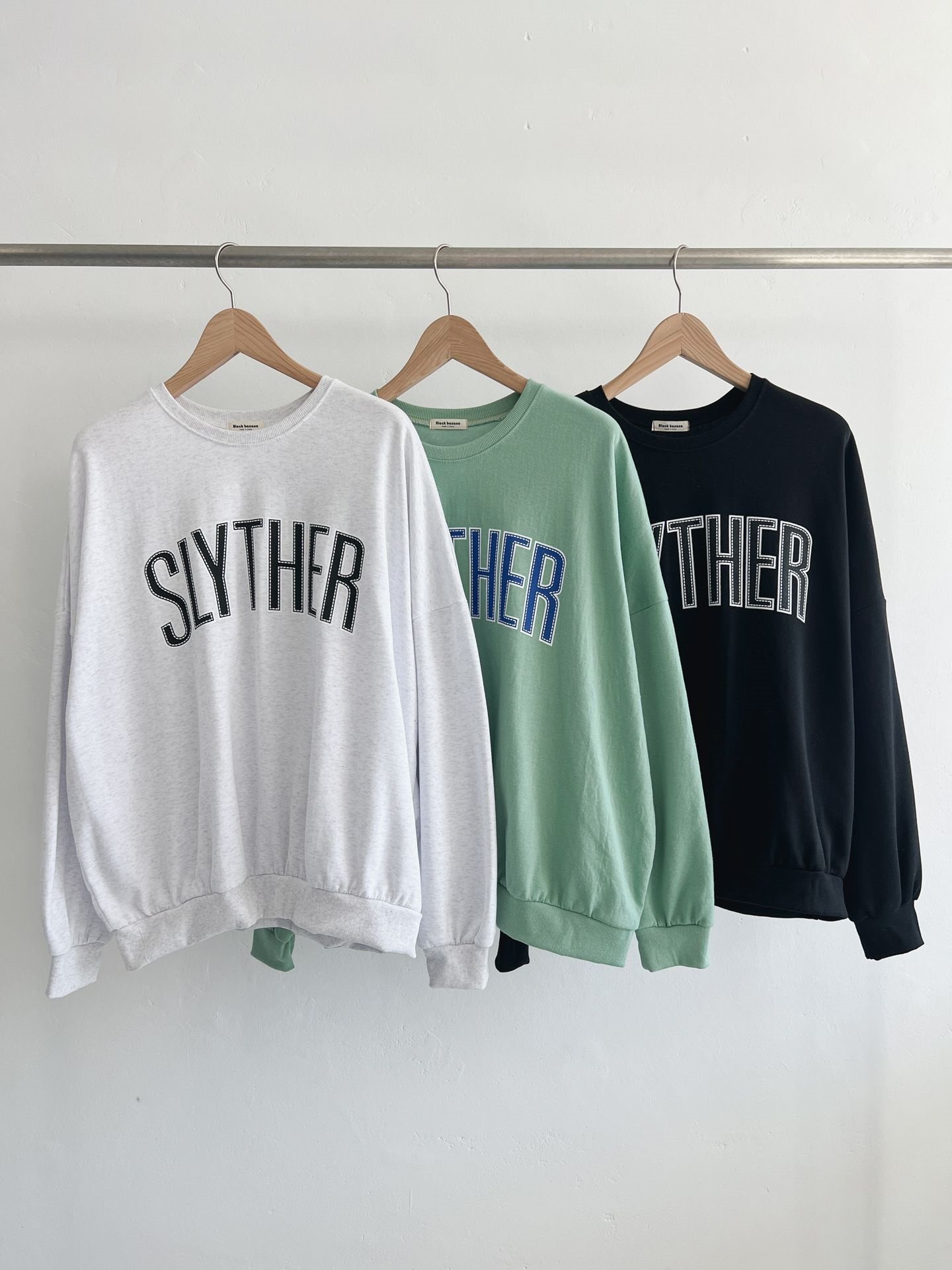 ラウンドネックオーバーサイズルーズ長袖ビッグプリントスウェット | 詳細画像3