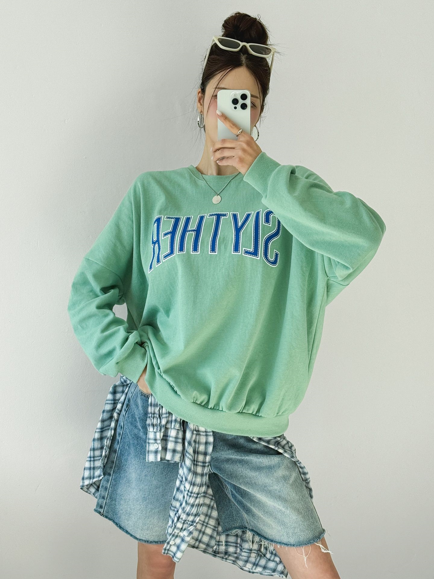 ラウンドネックオーバーサイズルーズ長袖ビッグプリントスウェット | 詳細画像12