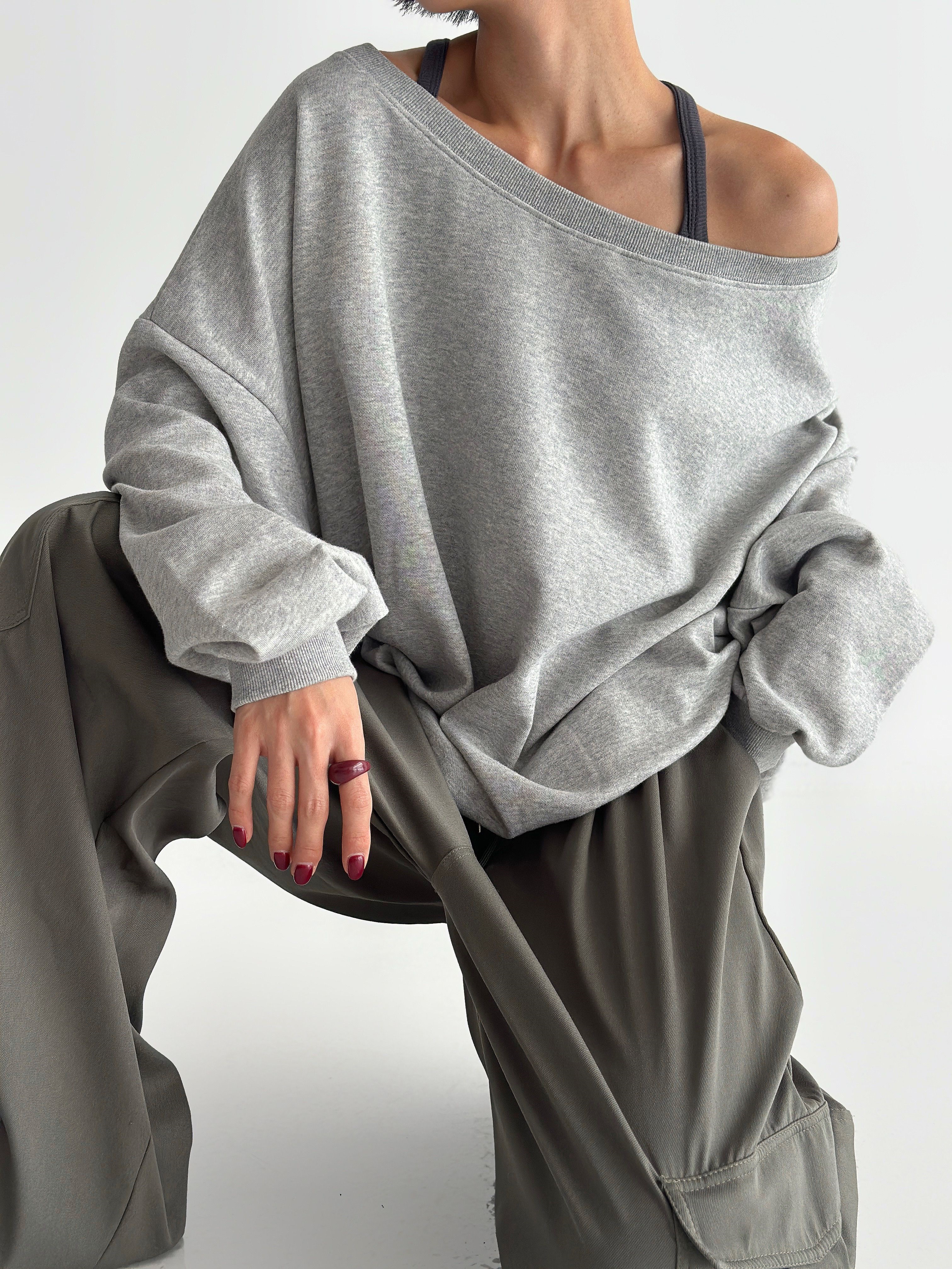 ボートネックワンショルダーオーバーサイズ長袖無地スウェット | 詳細画像11