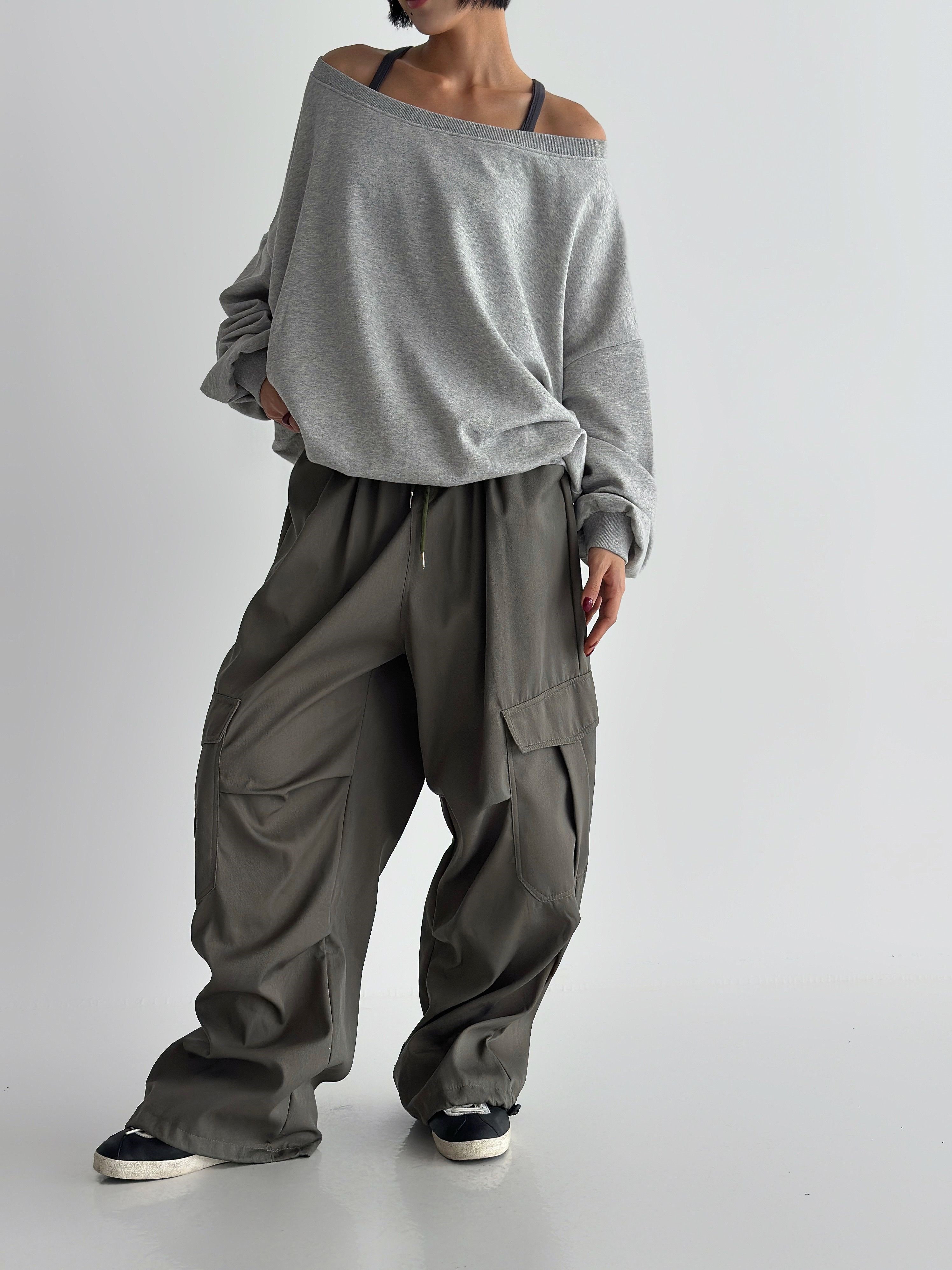 ボートネックワンショルダーオーバーサイズ長袖無地スウェット | 詳細画像13