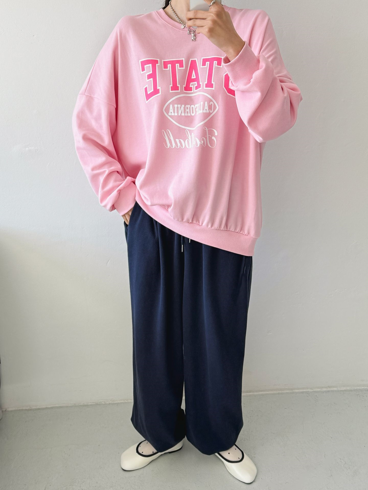 ラウンドネックオーバーサイズルーズ長袖ビッグプリントスウェット | 詳細画像12