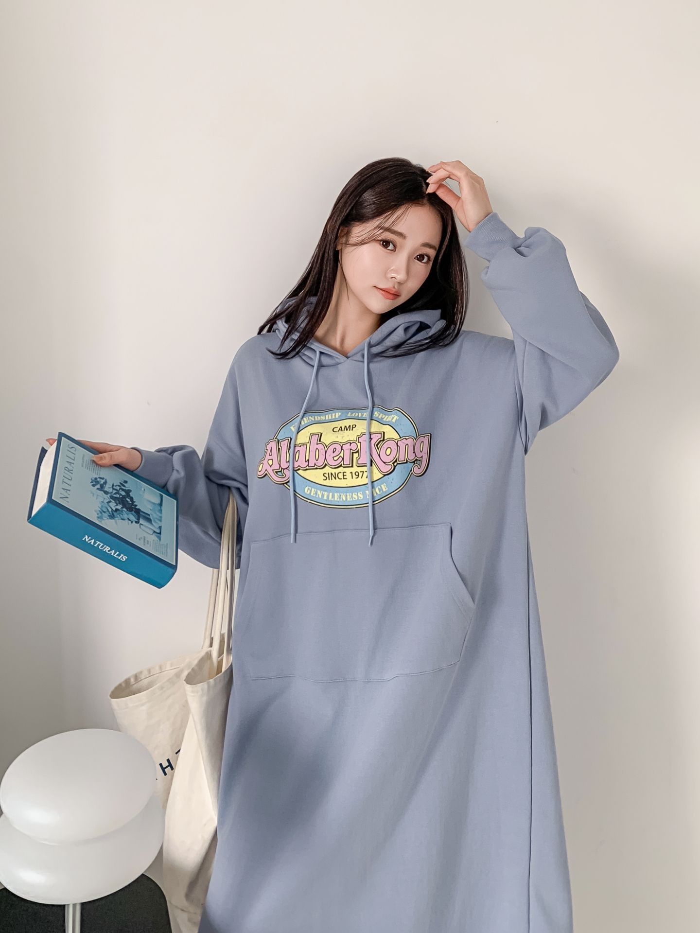 フードドローストリングオーバーサイズロングルーズ長袖ビッグカンガルーポケットプリントワンピース | 詳細画像5