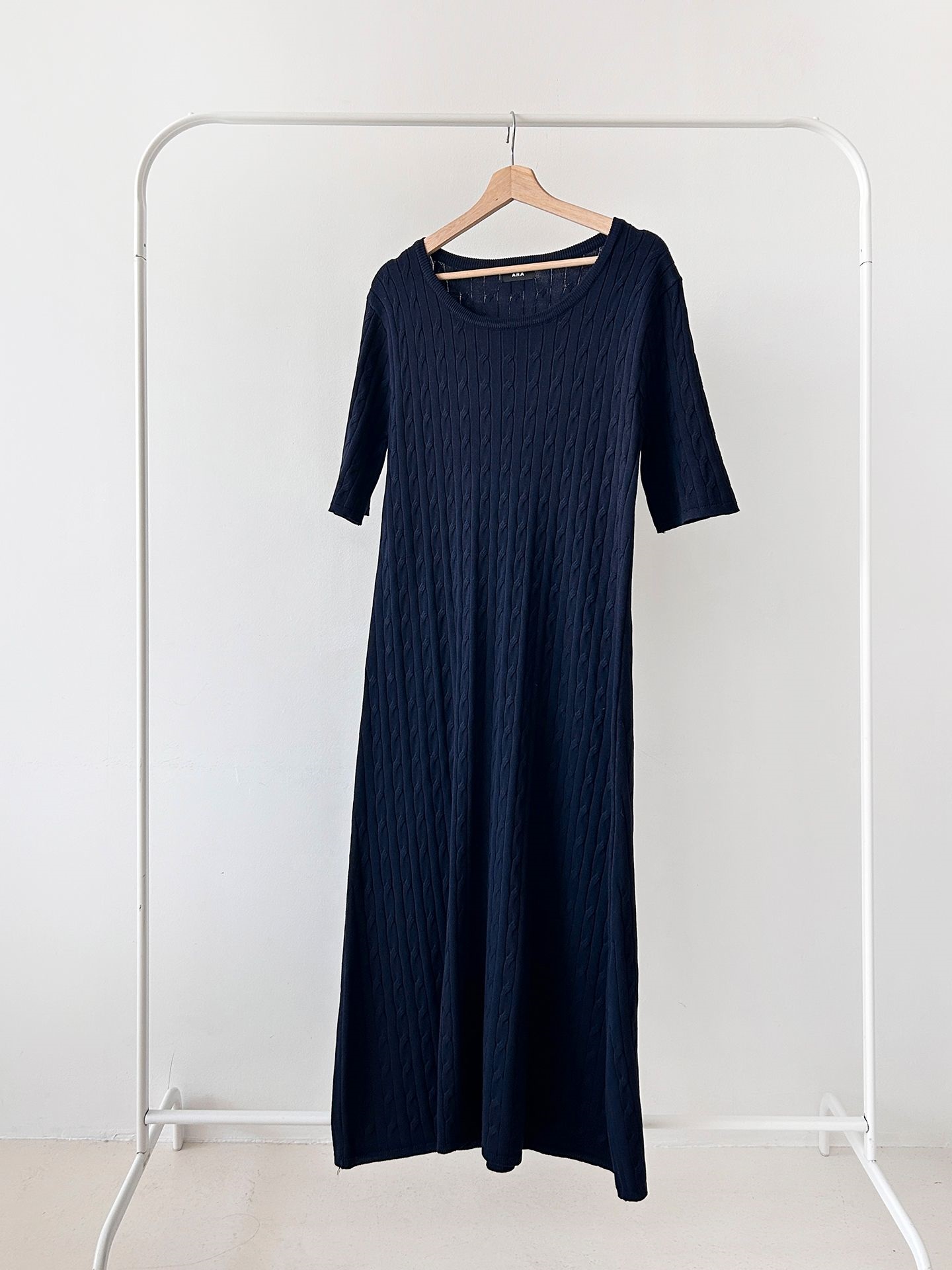 ニットラウンドネックケーブルロング半袖ワンピース | 詳細画像39