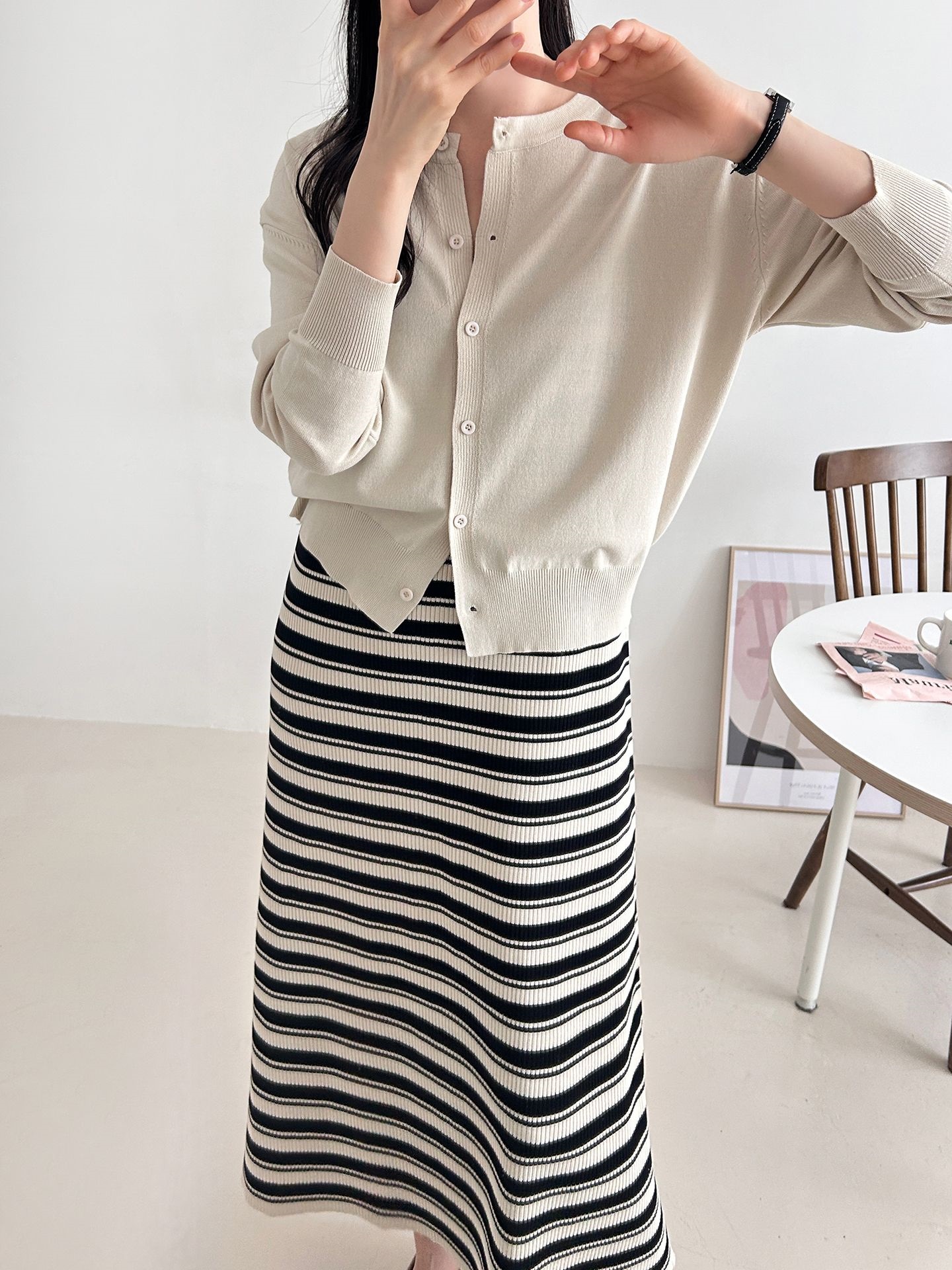 ニットラウンドネックロングボーダーワンピースカーディガンアンサンブル | 詳細画像19