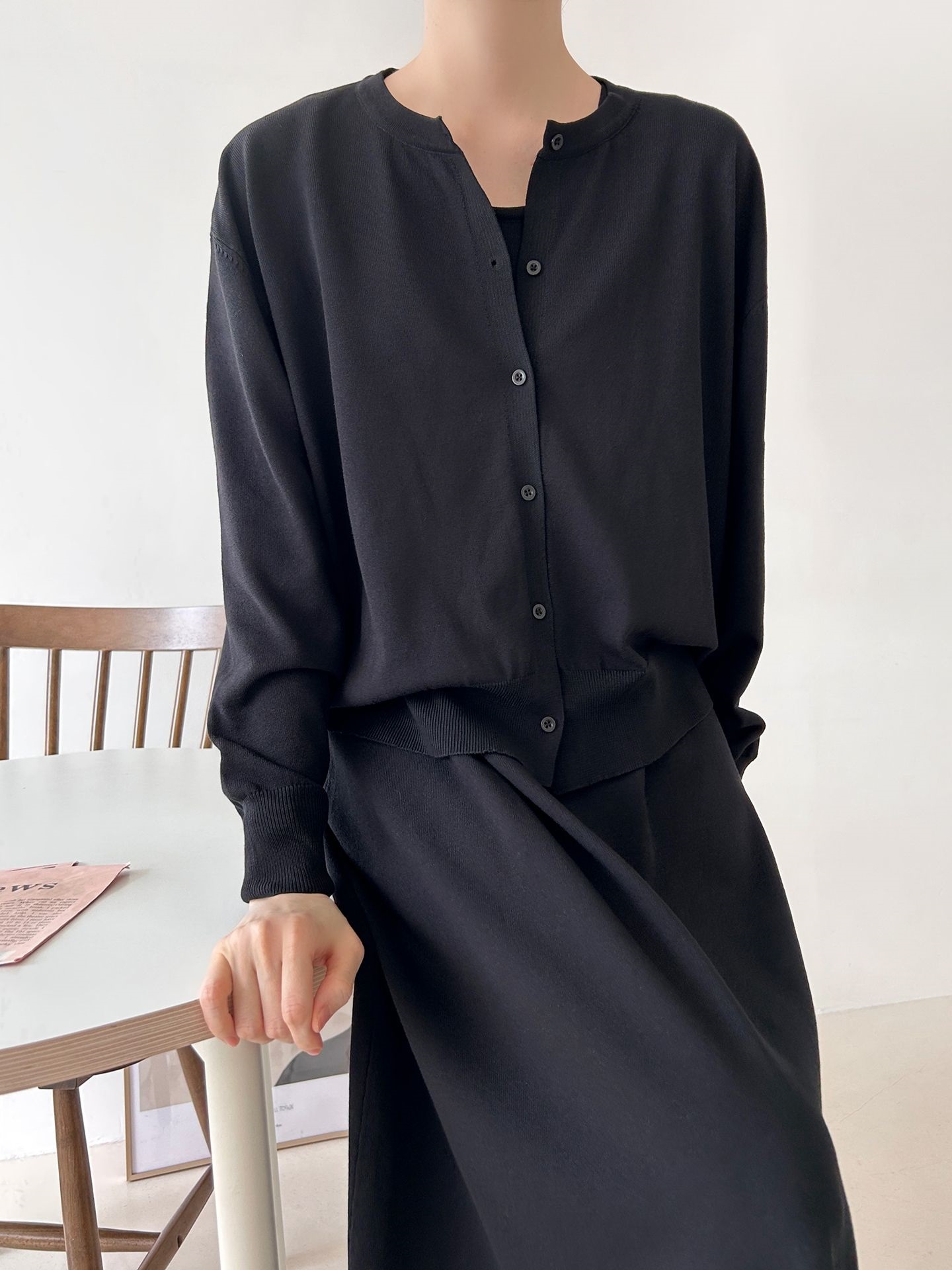 ニットラウンドネックベーシックロングワンピースカーディガンアンサンブル | 詳細画像5