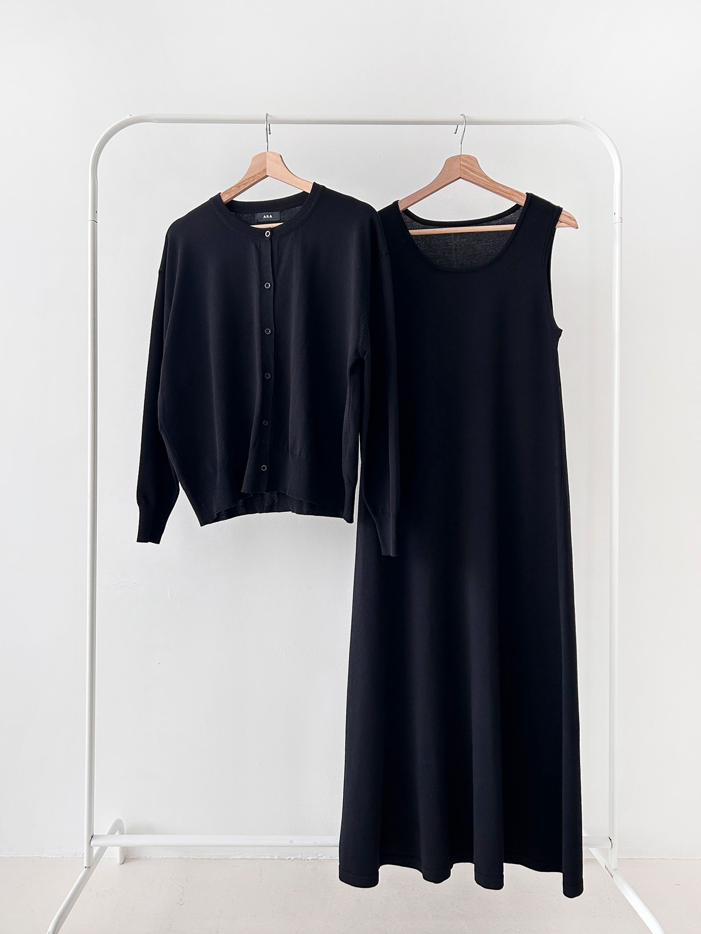 ニットラウンドネックベーシックロングワンピースカーディガンアンサンブル | 詳細画像37