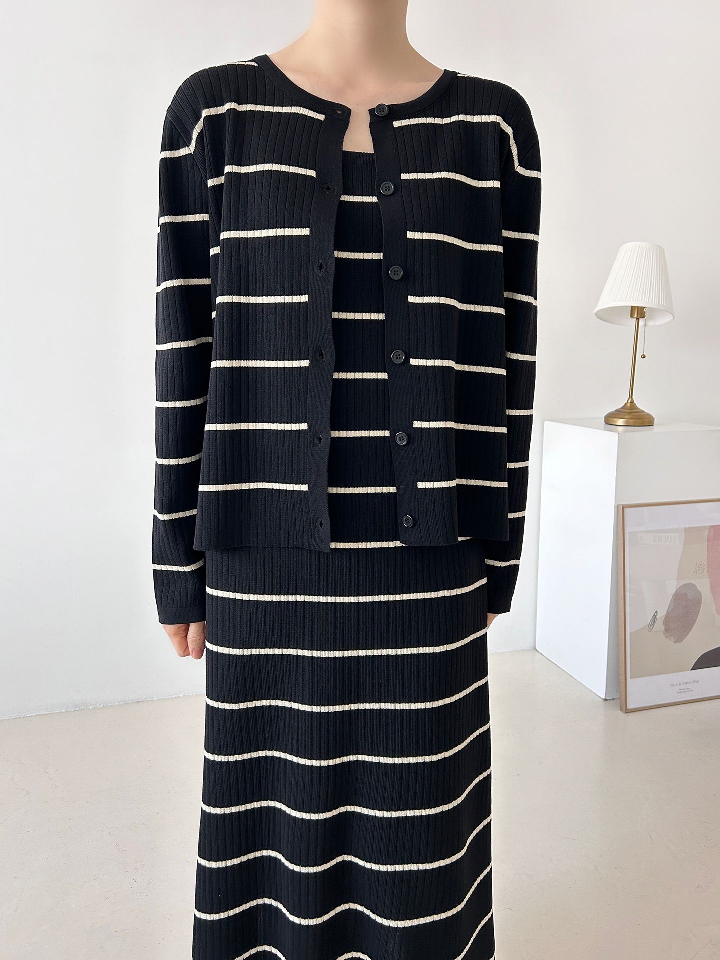 ニットラウンドネックボーダーワンピースカーディガンアンサンブル | 詳細画像11
