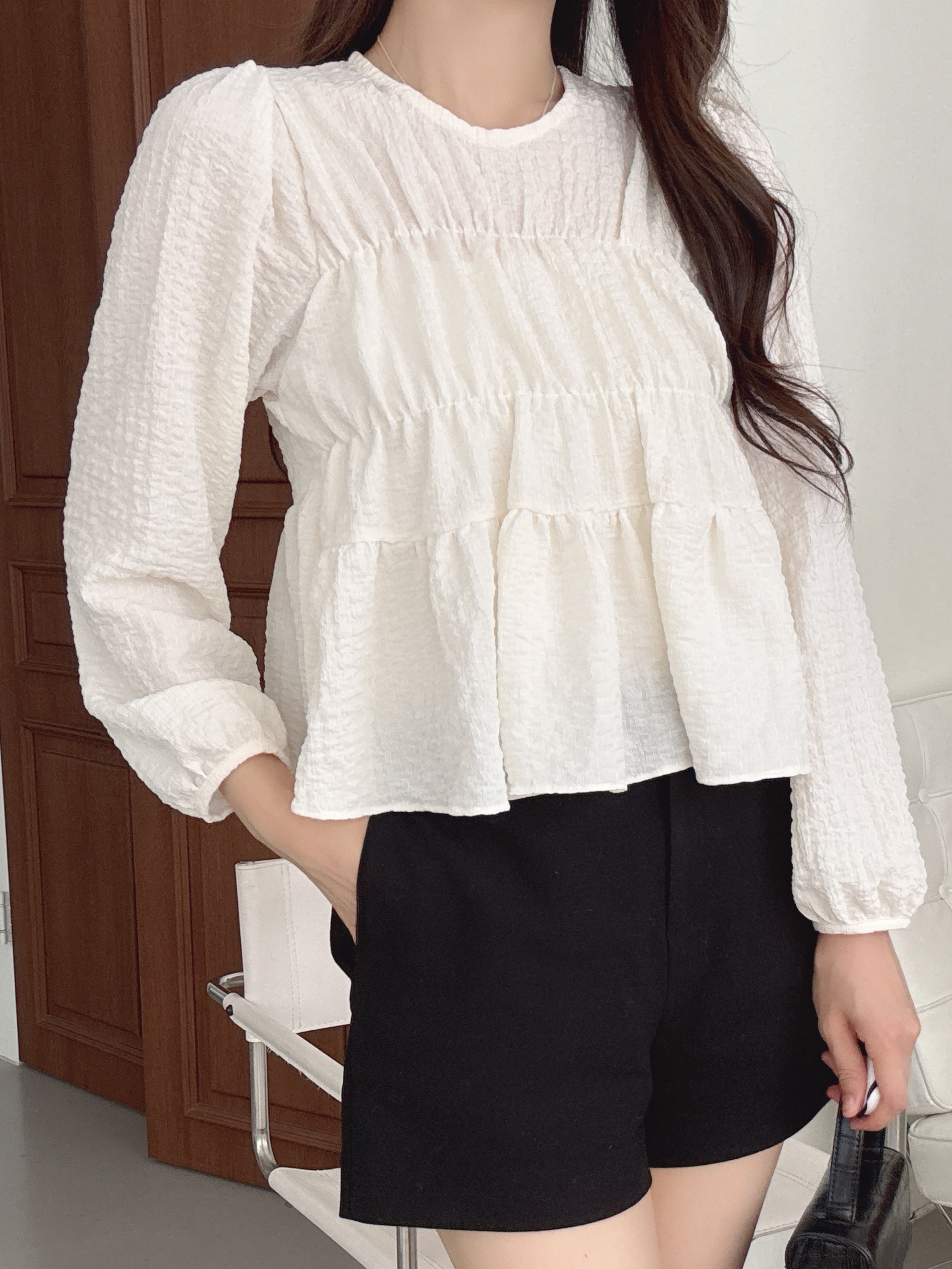 ラウンドネックティアード長袖ブラウス | 詳細画像10