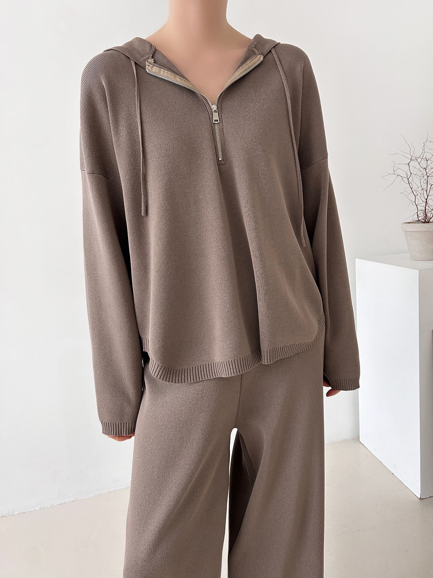 ハーフジップフードウエストゴムセットアップパンツニット | 詳細画像18