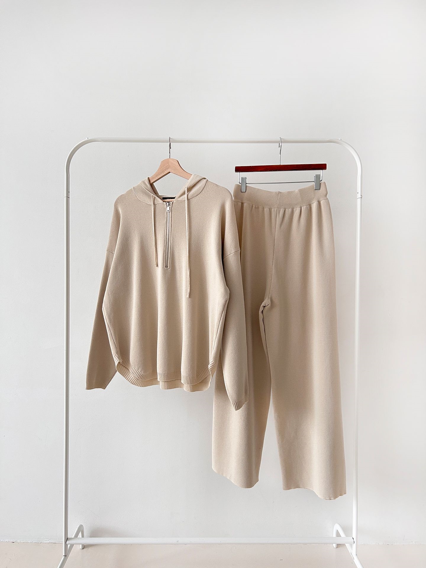 ハーフジップフードウエストゴムセットアップパンツニット | 詳細画像36