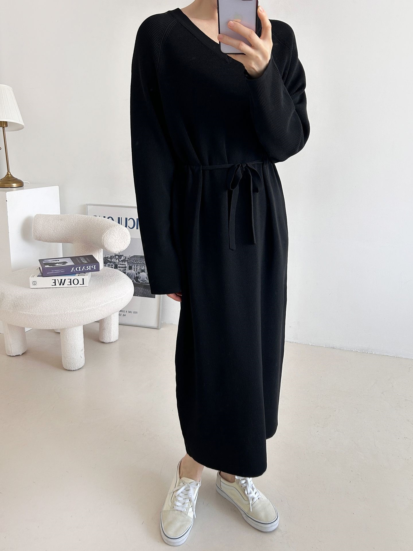 ニットVネックドローストリングロング長袖ワンピース | 詳細画像20