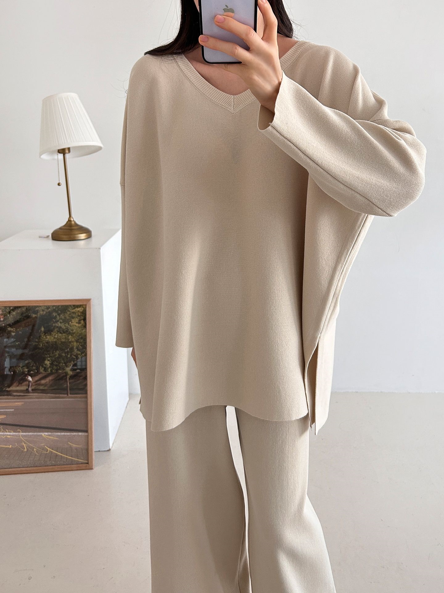 Vネックスリットベーシックウエストゴムルーズ無地セットアップパンツニット | 詳細画像18