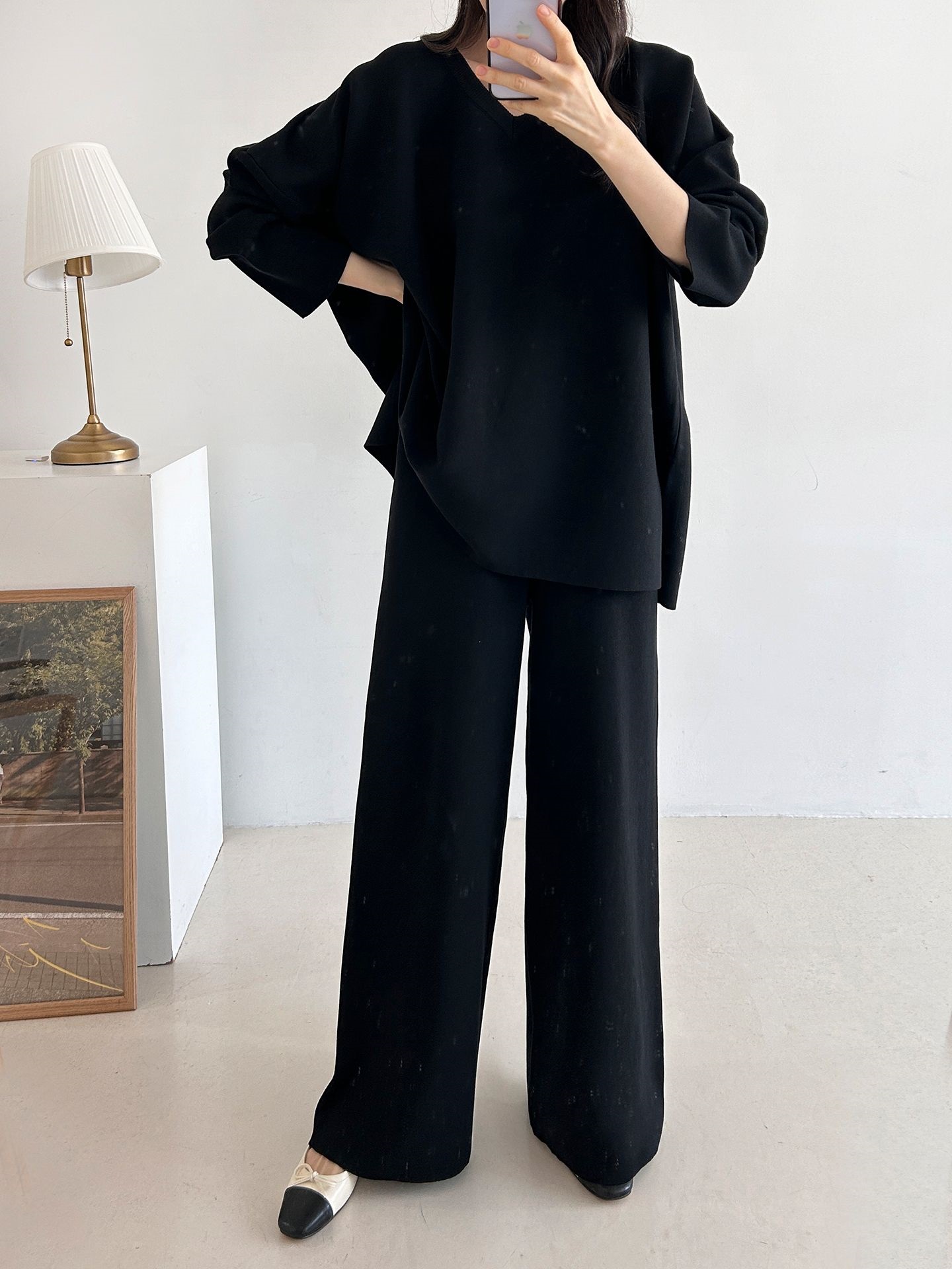 Vネックスリットベーシックウエストゴムルーズ無地セットアップパンツニット | 詳細画像32