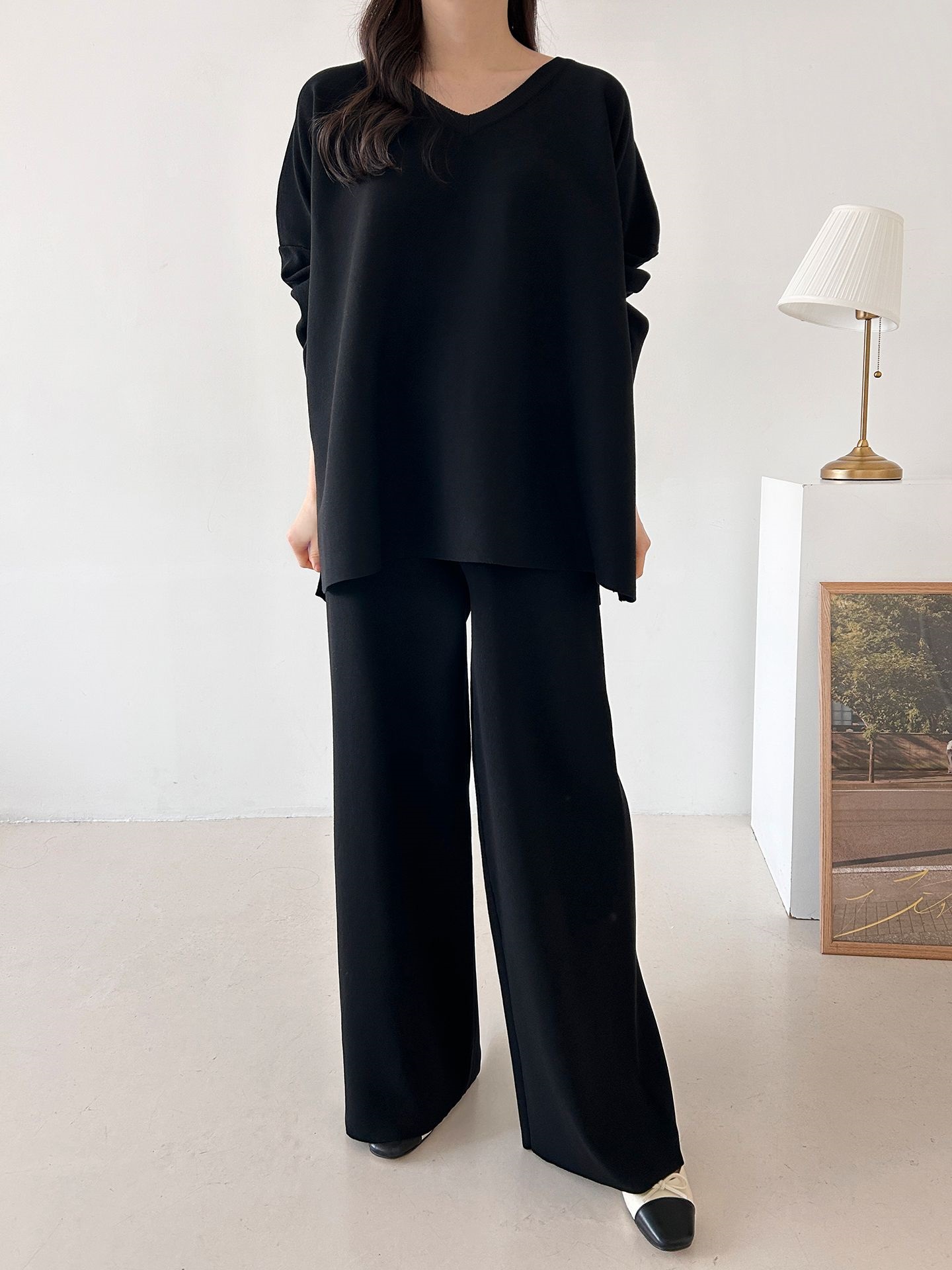 Vネックスリットベーシックウエストゴムルーズ無地セットアップパンツニット | 詳細画像33