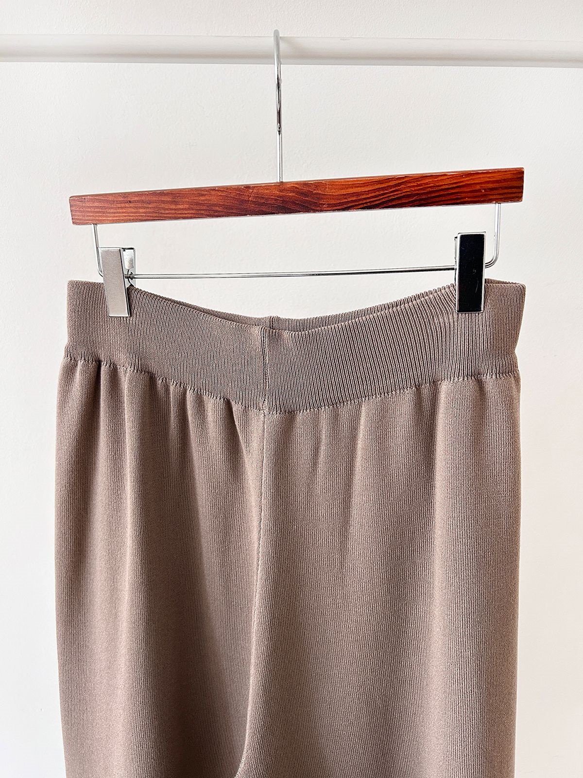 Vネックスリットベーシックウエストゴムルーズ無地セットアップパンツニット | 詳細画像42