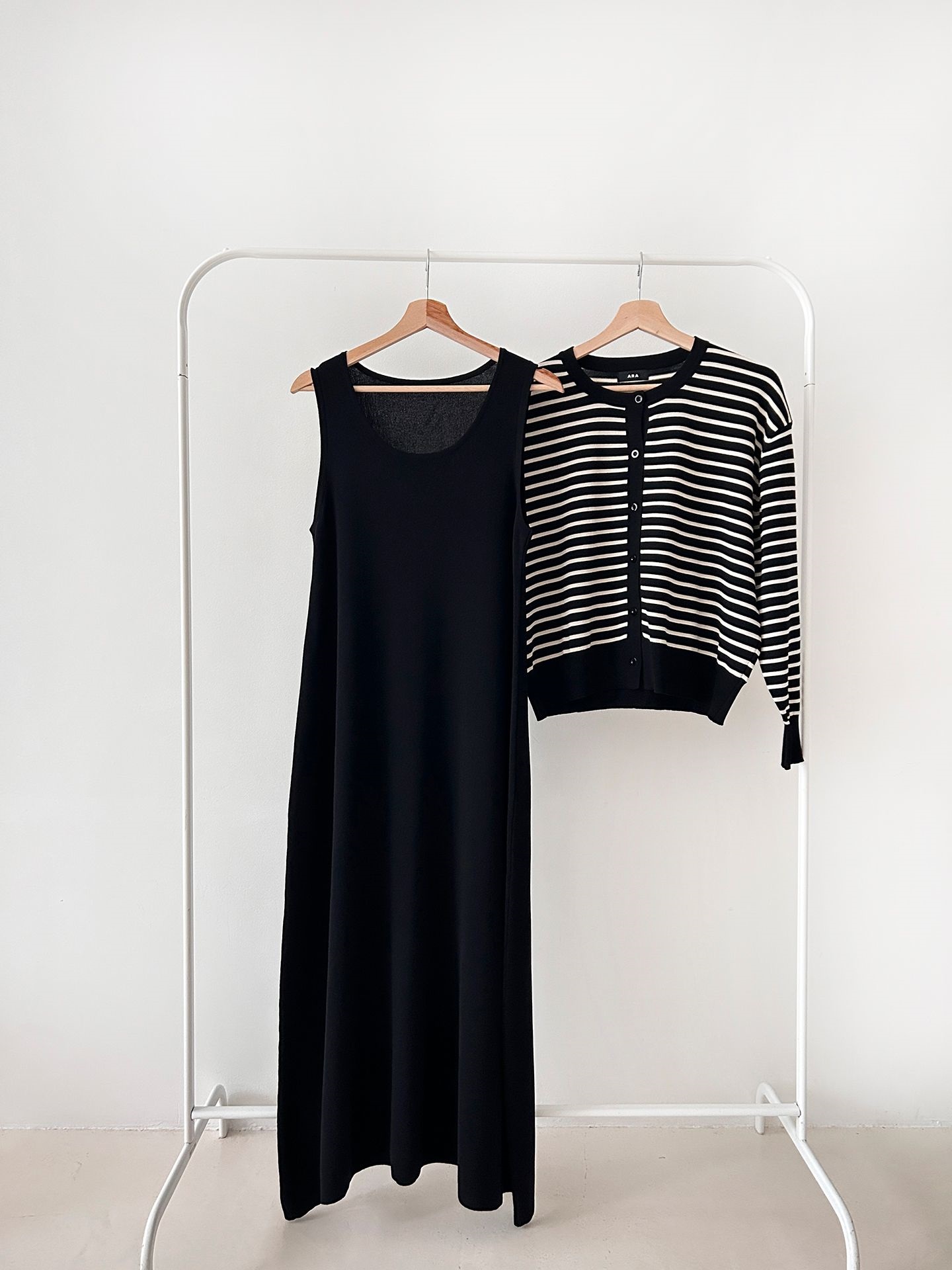 ラウンドネックロングボーダーワンピースカーディガンアンサンブル | 詳細画像28