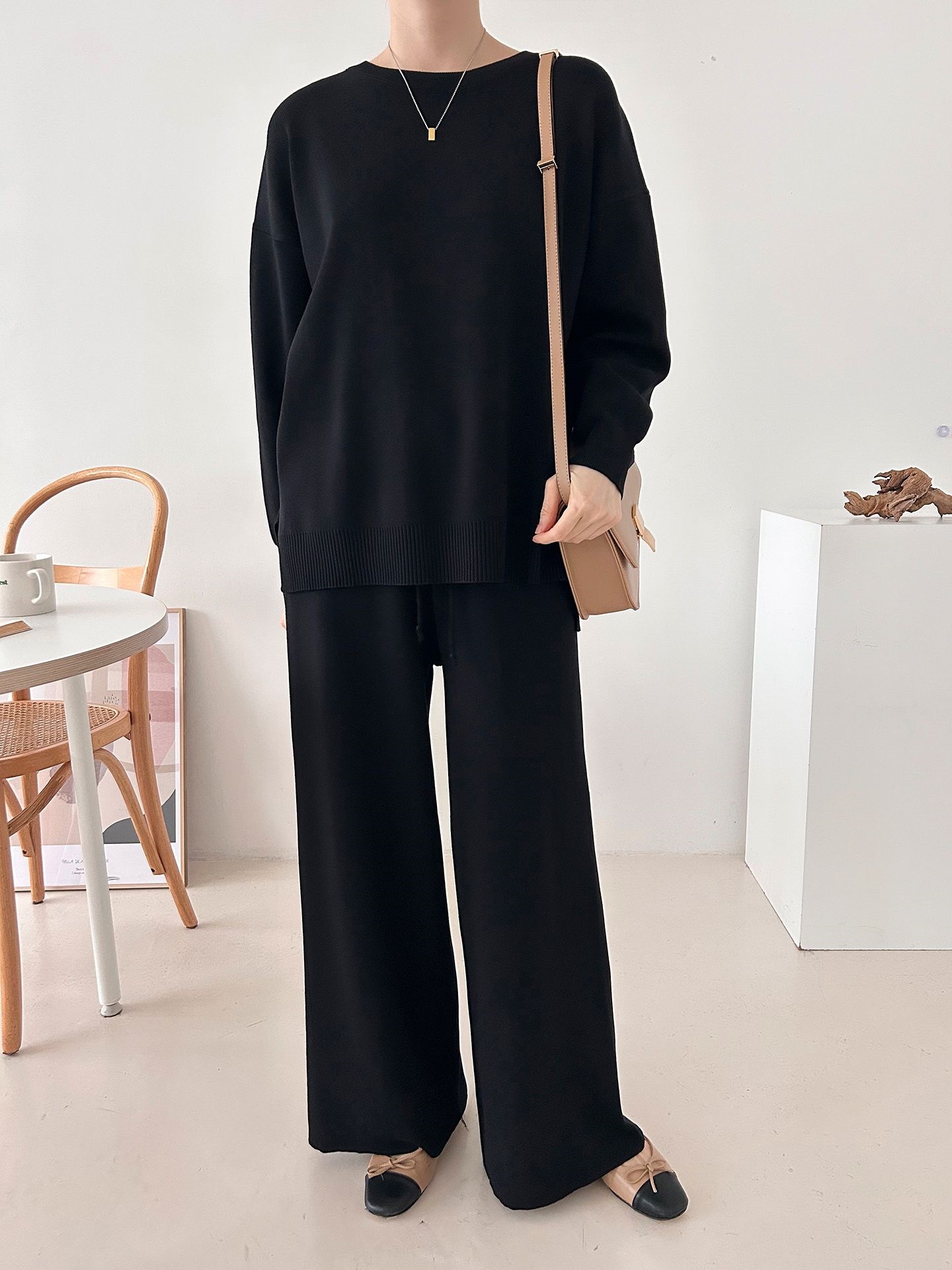ラウンドネックドローストリングスリットウエストゴムルーズセットアップパンツニット | 詳細画像17