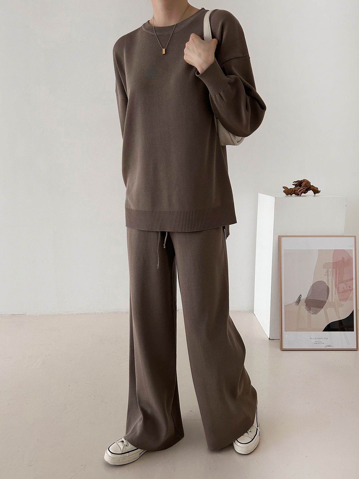 ラウンドネックドローストリングスリットウエストゴムルーズセットアップパンツニット | 詳細画像26