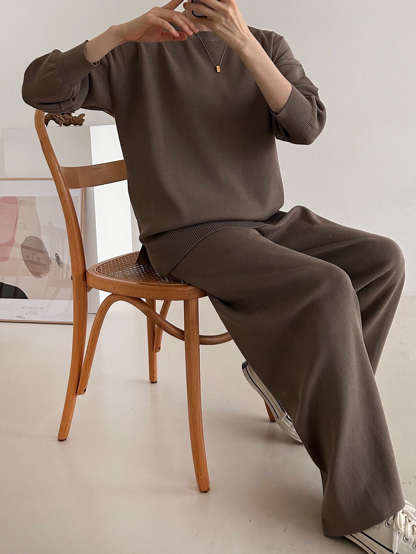 ラウンドネックドローストリングスリットウエストゴムルーズセットアップパンツニット | 詳細画像30