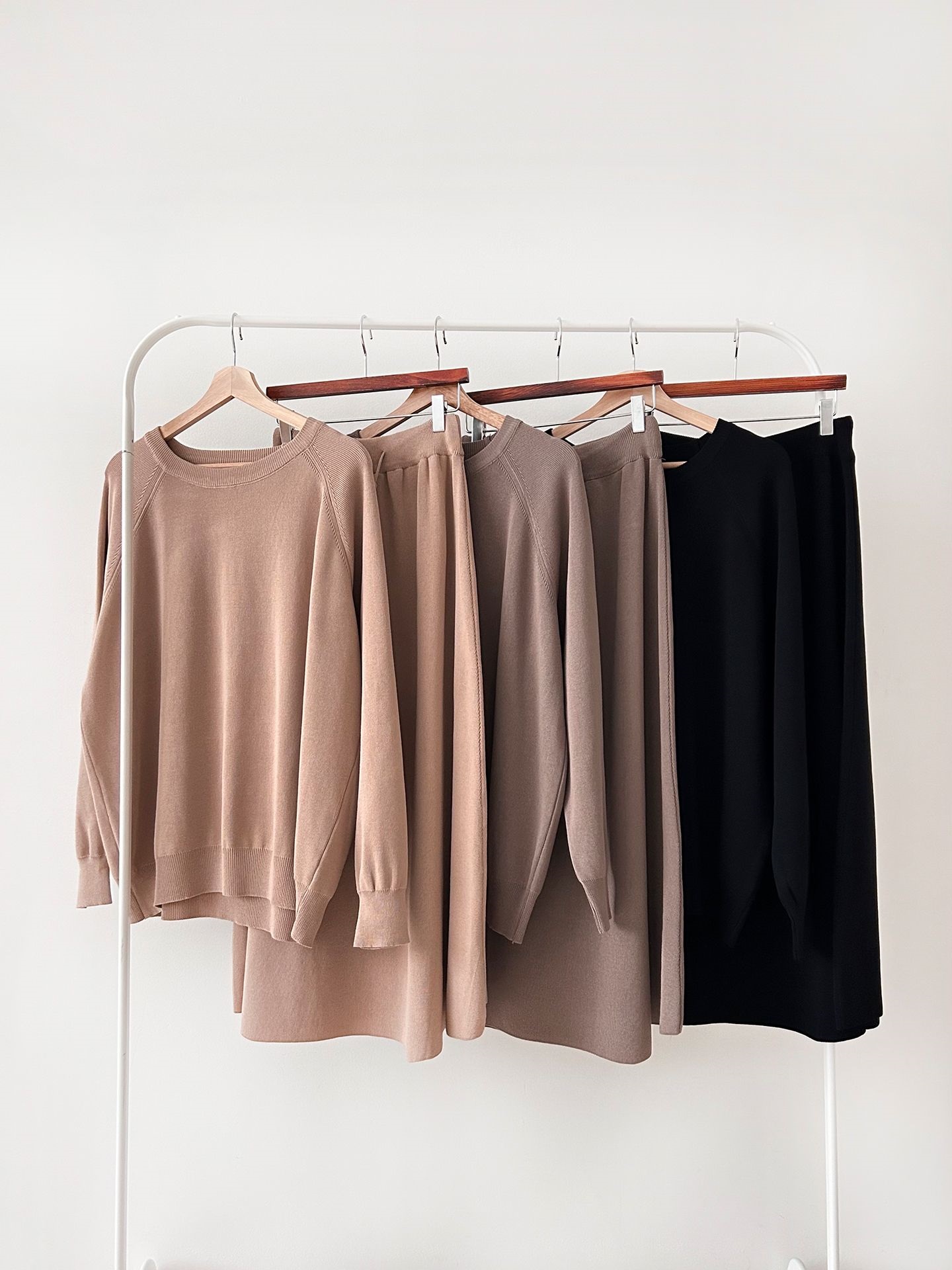 ラウンドネックウエストゴムラグランロングルーズセットアップスカートニット | 詳細画像2